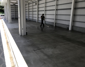 表面硬化剤仕上